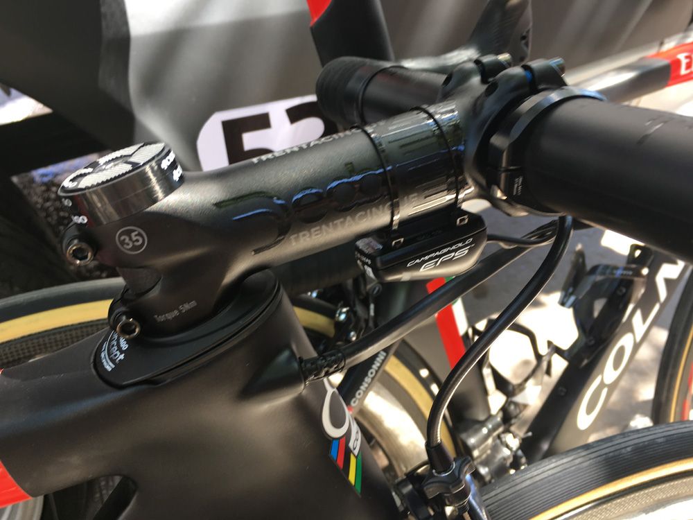 Fernando Gaviria prefers a Deda 35 stem for sprinting