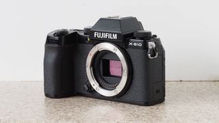 Fujifilm X-S10