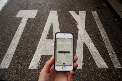 There are now more Ubers than medallion cabs in NYC