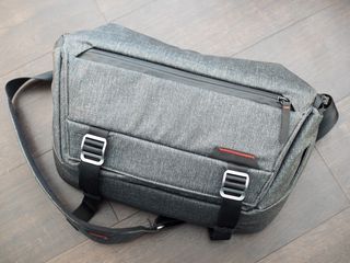 Peak Design Everyday Sling 10L Just enough space for what you need