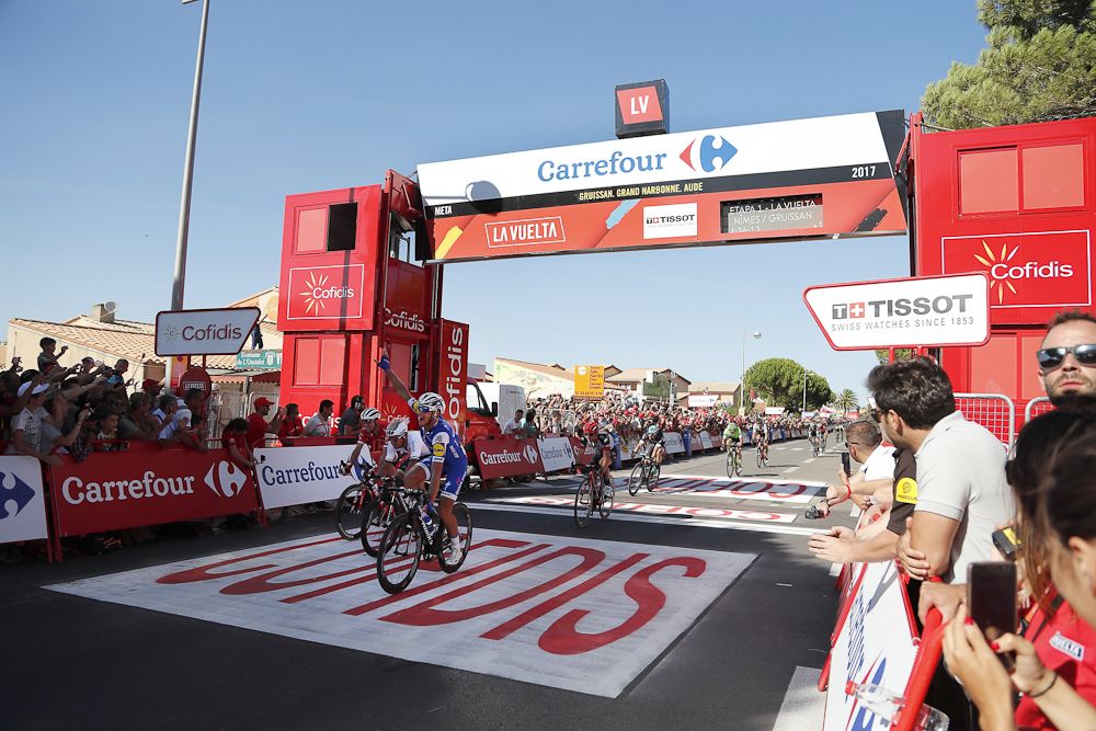 Another look at the stage 2 final with Yves Lampaert taking the victory