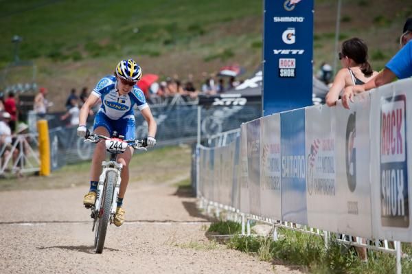 Luna Pro's Georgia Gould cruises through the start finish for one last lap.