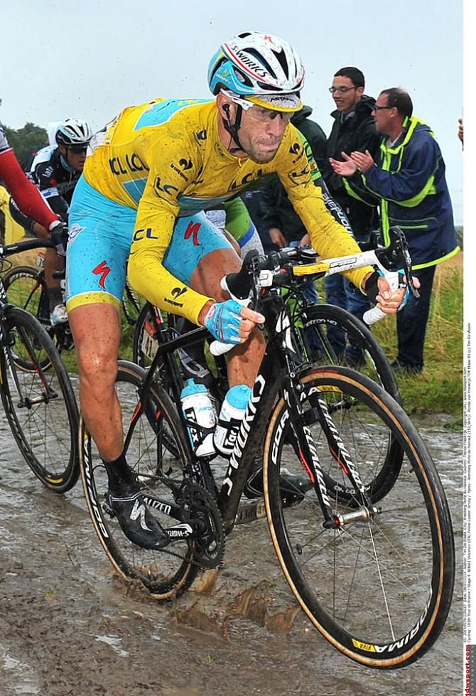 Race leader Vincenzo Nibali