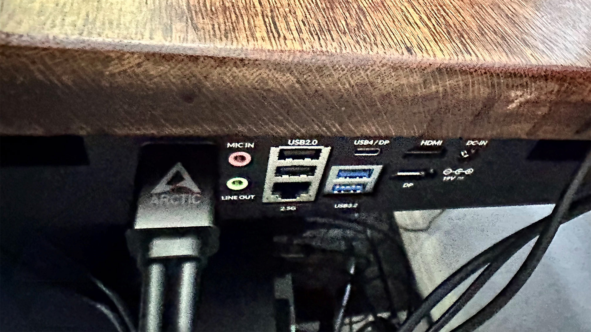 Arctic Senza AI 370