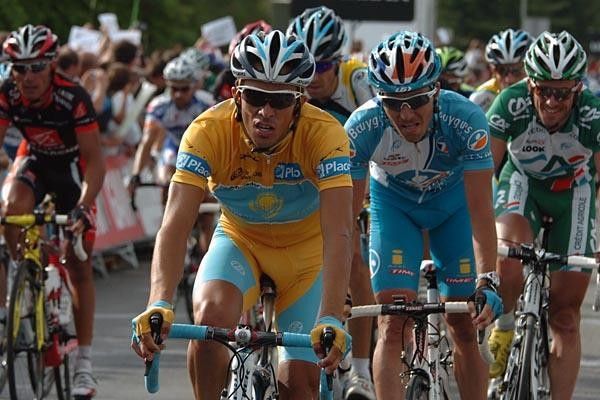 Vuelta leader Alberto Contador Velasco (Astana) rolls in with the main bunch.