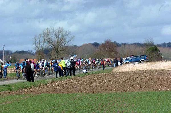 Milram in front at Doorn