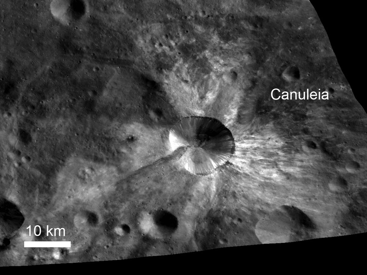 Bright Rays from Canuleia Crater 