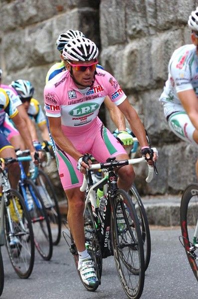 Danilo Di Luca (LPR Brakes-Farnese Vini) in the maglia rosa