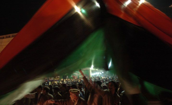 Lawyers protest, Islamabad’ by Tanveer Shahzad, 2007. Courtesy the artist and White Star, Karachi.