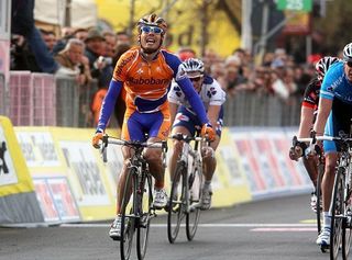 Oscar Freire (Rabobank) realises he has won the first stage of the 2008 Tirreno-Adriatico.