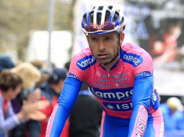 Michele Scarponi (Lampre-ISD) at the finish.