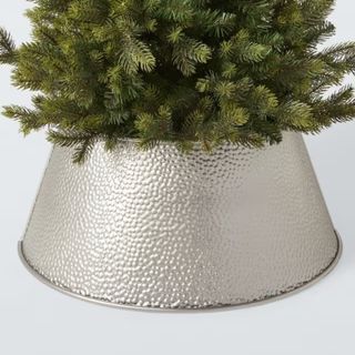 Kaemingk metal tree skirt