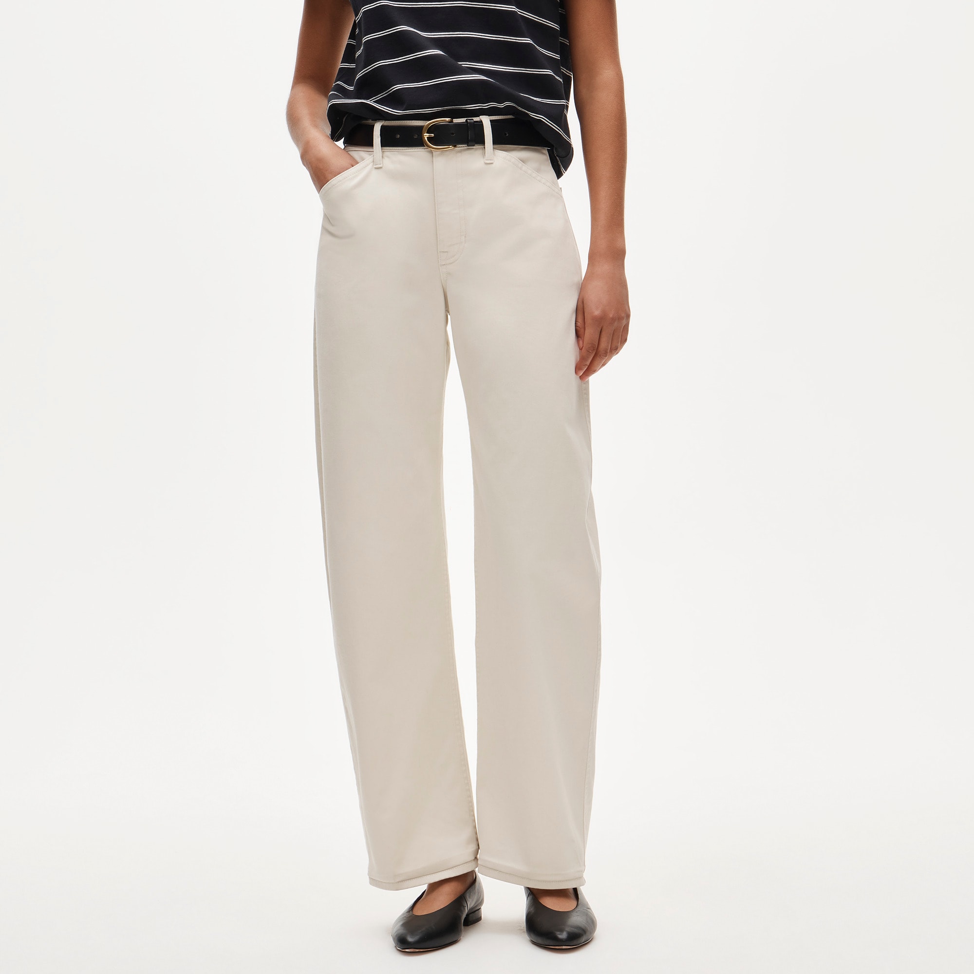 Zoe Barrel Pant in Chino
