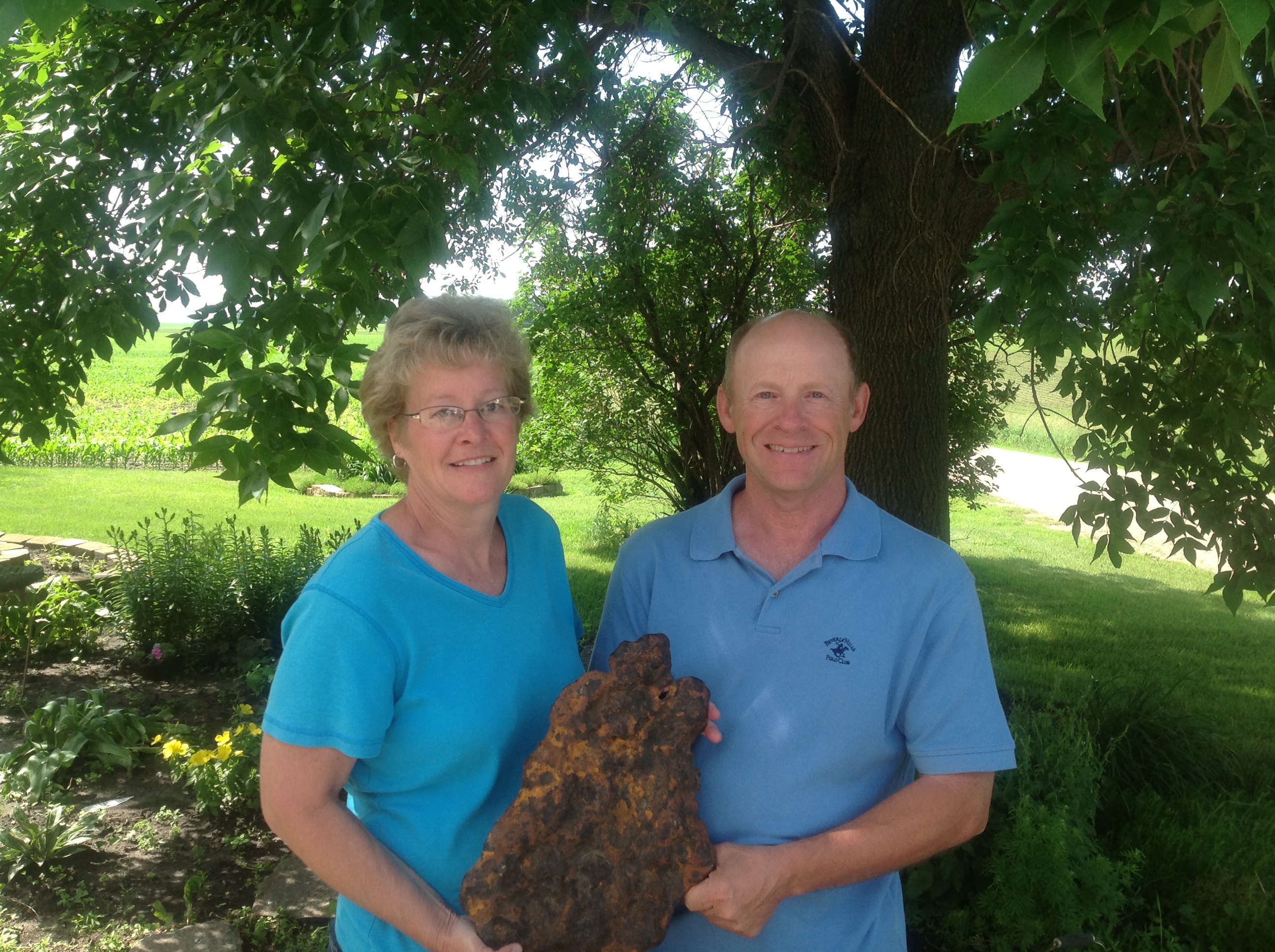 Bruce and Nelva Lilienthal With Discovered Meteorite