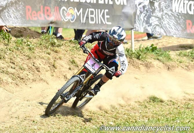Manon Carpenter (GBr) Madison Saracen Downhill Team