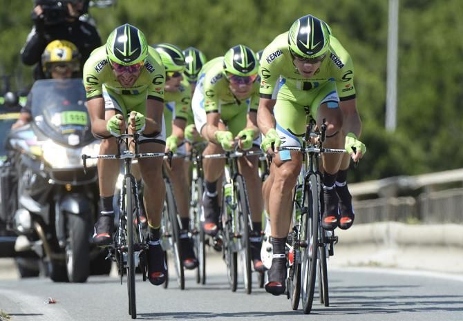 Team Cannondale racing the TTT