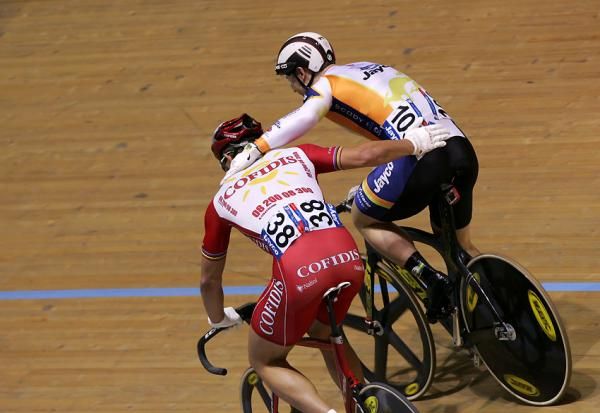 Kevin Sireau congratulates Shane Perkins