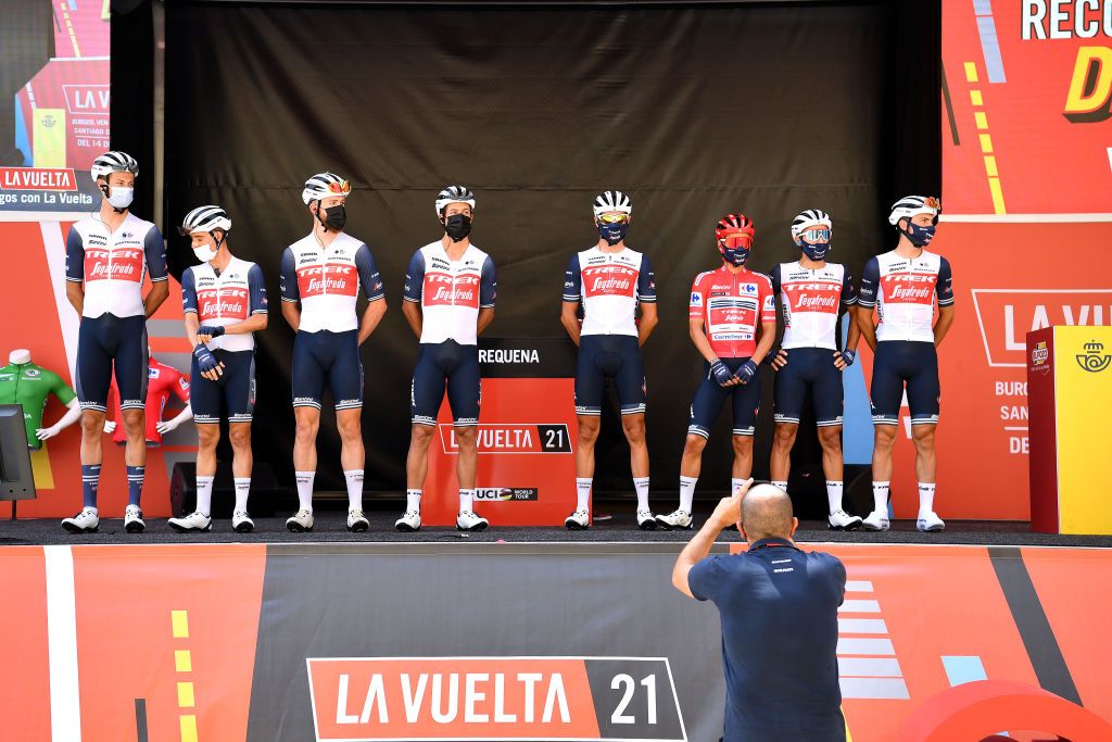 ALTO DE LA MONTAA DE CULLERA SPAIN AUGUST 19 A general view of Gianluca Brambilla of Italy Giulio Ciccone of Italy Kenny Elissonde of France Red Leader Jersey Alex Kirsch of Luxembourg Juan Pedro Lpez of Spain Antonio Nibali of Italy Kiel Reijnen of United States Quinn Simmons of United Statesprior to the 76th Tour of Spain 2021 Stage 6 a 1583km stage from Requena to Alto de la Montaa de Cullera 184m lavuelta LaVuelta21 on August 19 2021 in Alto de la Montaa de Cullera Spain Photo by Stuart FranklinGetty Images