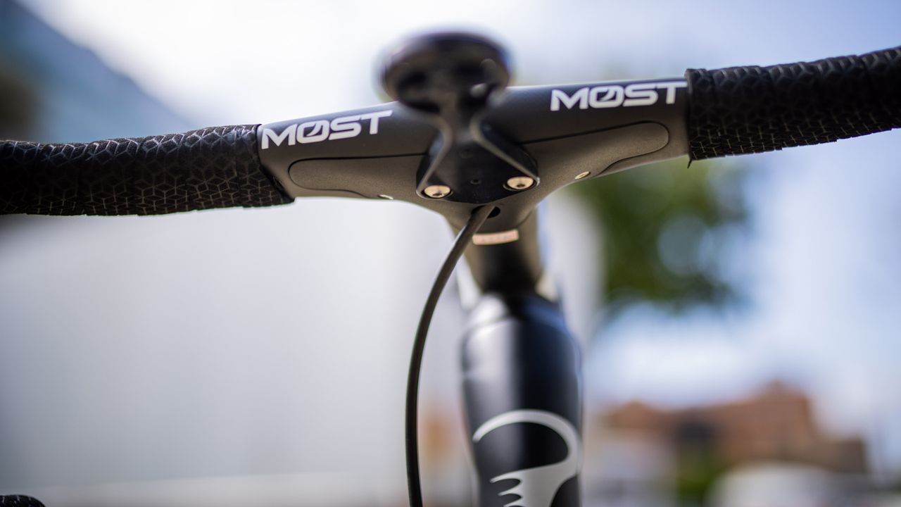 Dylan Van Baarl's Pinarello Dogma F12 XLight