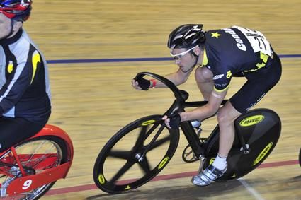Chris Newton in the motorpaced scratch race