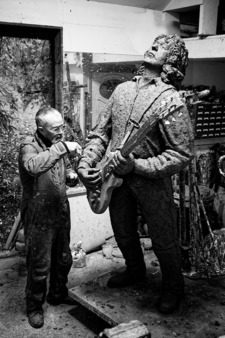 Clay statue of Gary Moore