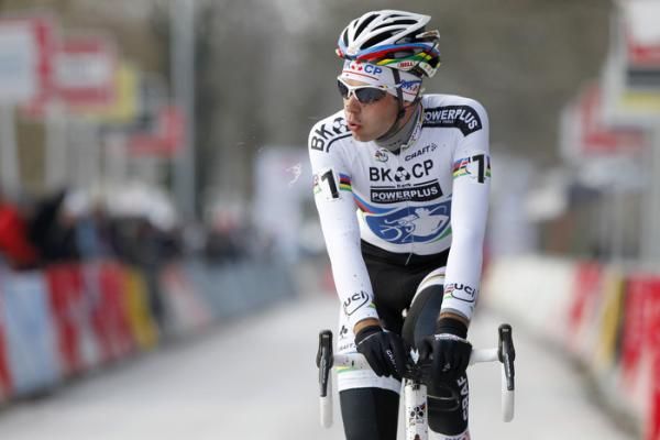 New world champion Niels Albert (BKCP Powerplus) let off the gas in Hoogstraten