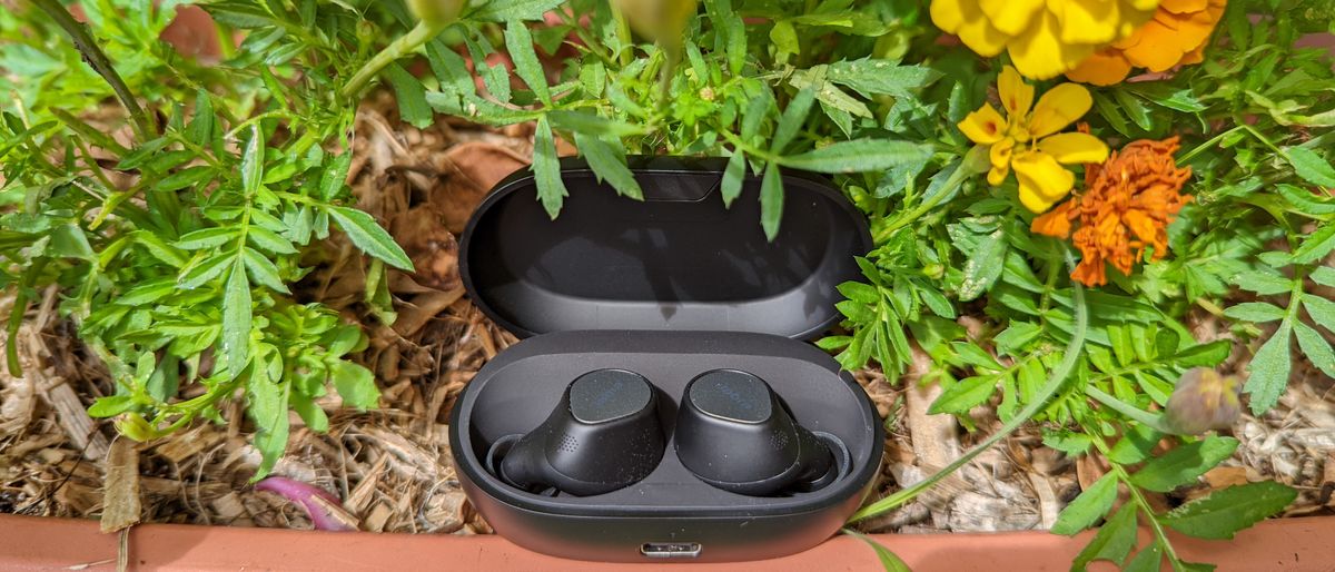 True Wireless Earbuds: Jabra Elite 7 Pro