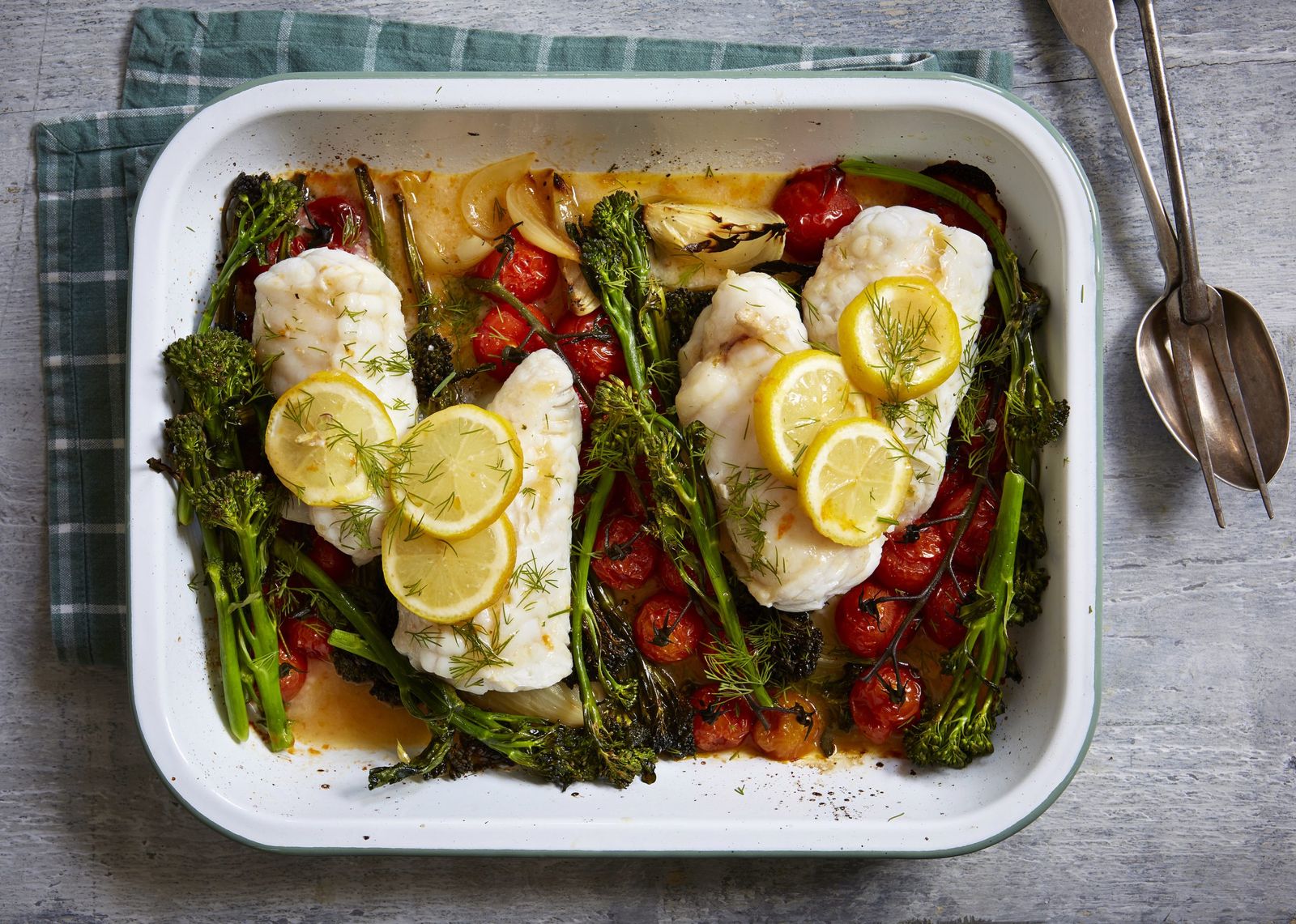 Fish and broccoli tray bake | British Recipes | GoodtoKnow