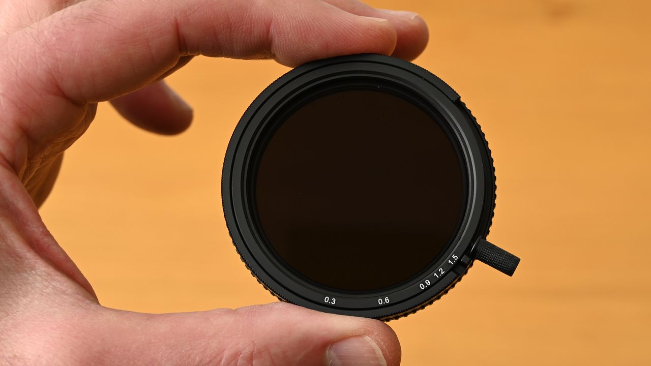 Neewer 2 in 1 True Colors Variable ND2-ND32 &amp; CPL Filter
