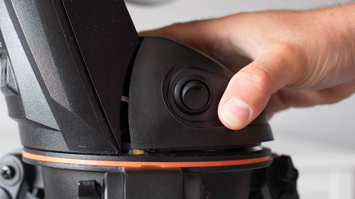 The Celestron Astro Fi 102