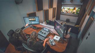 Blackmagic Cloud played a central role in postproduction for “Aquí hay dragones” by keeping everyone involved in the project via a dedicated point-to-point network for high-speed media transfer and a collaborative remote workflow.