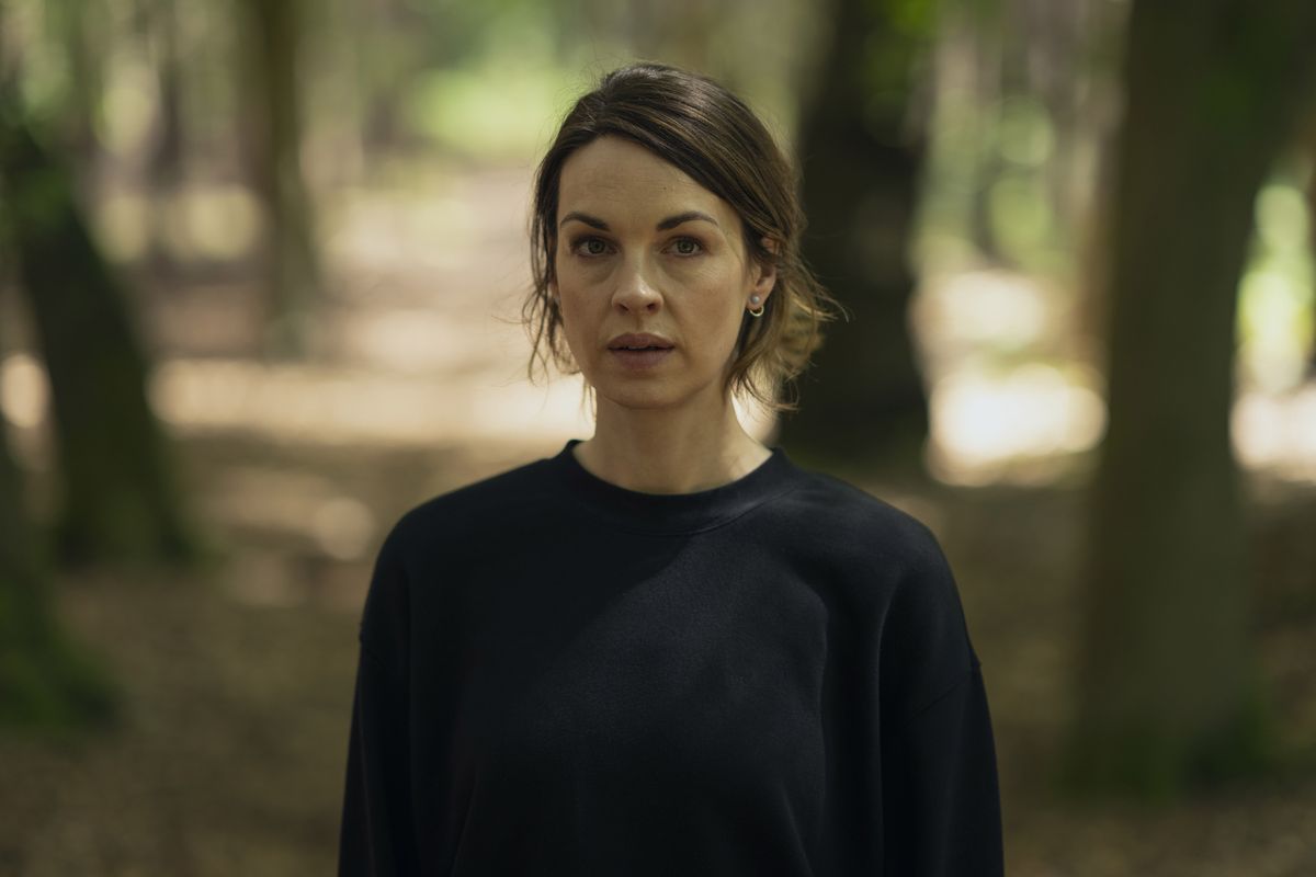 Jessica Raine stars as tormented mother Lucy Chambers in The Devil&#039;s Hour. 