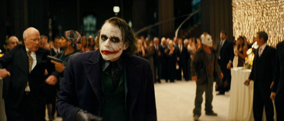15-things-you-probably-didnt-know-about-the-dark-knight-3-1556675035-8fa6.jpg