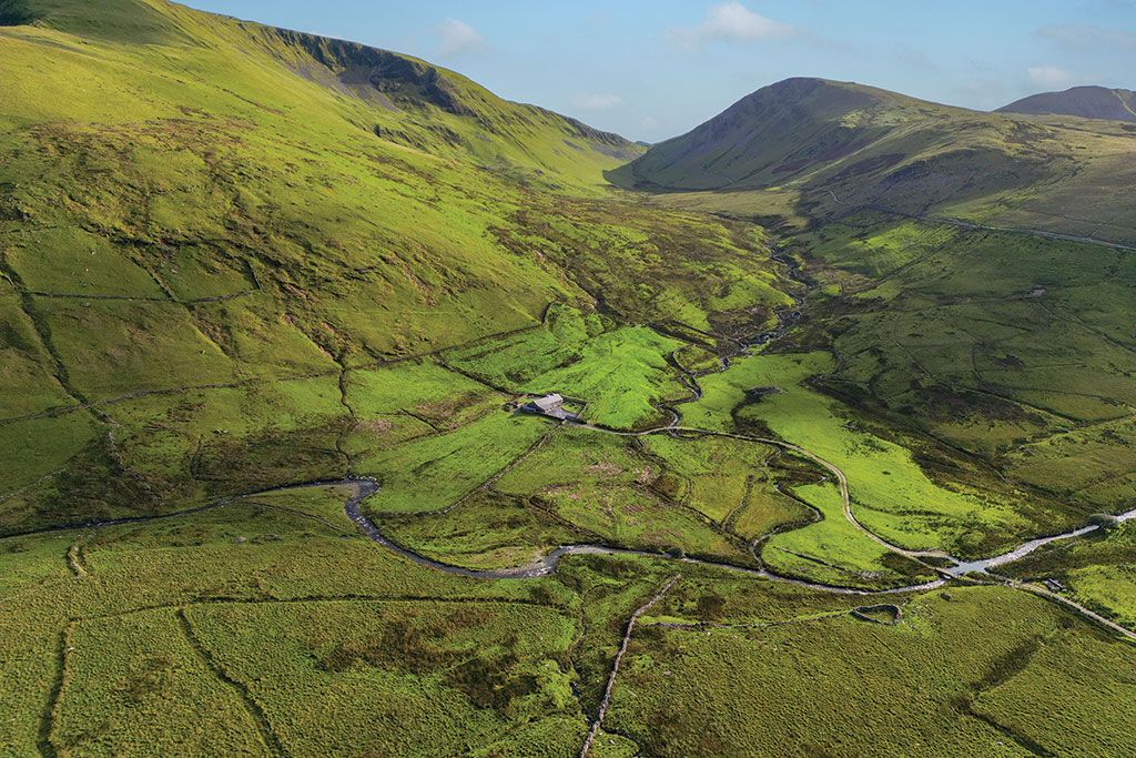 8 of the best properties for sale with mountain views