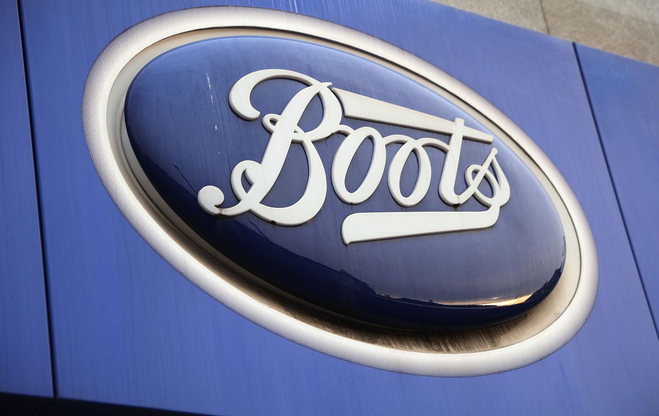 Boots sign