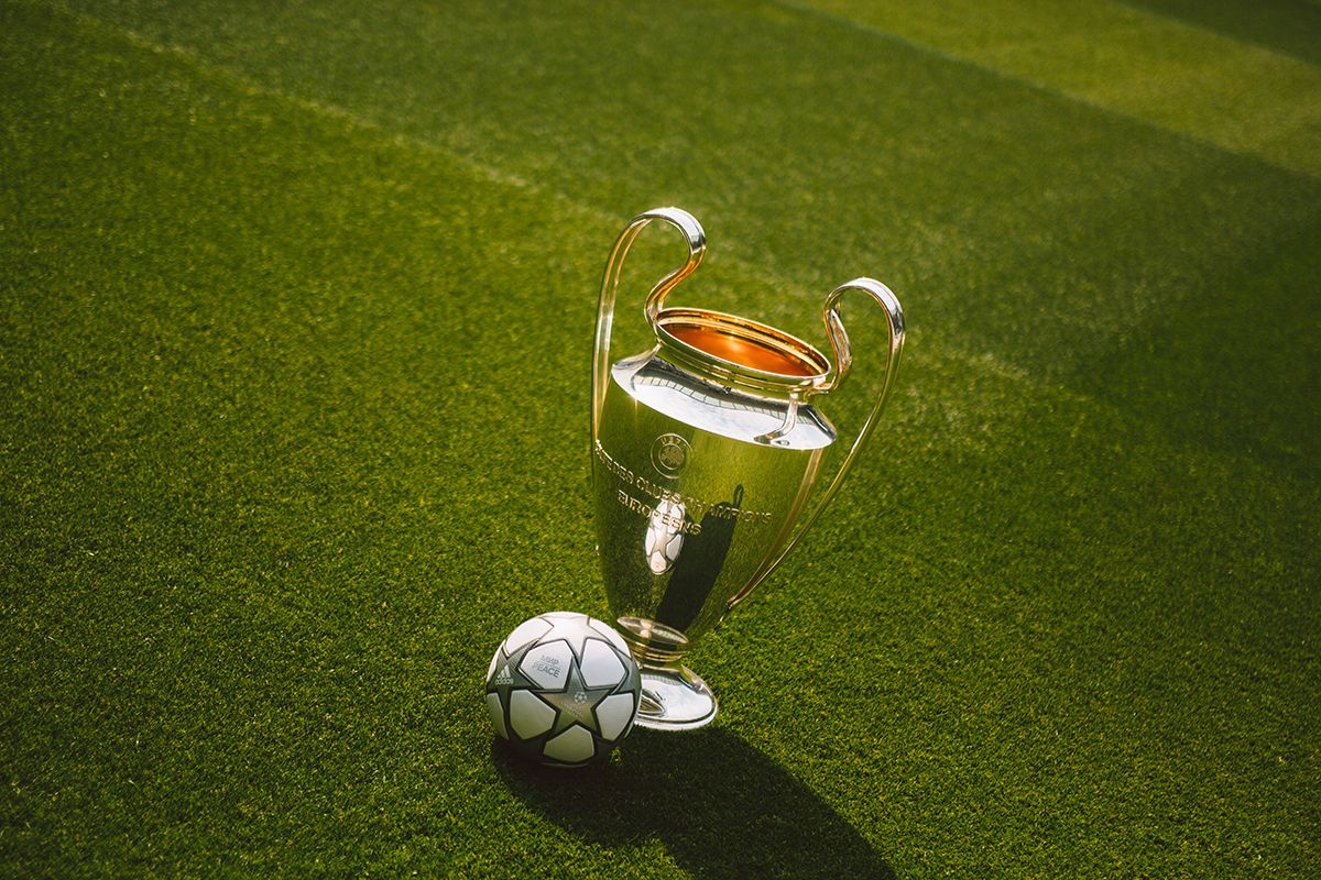 Adidas Champions League final ball 2021/22