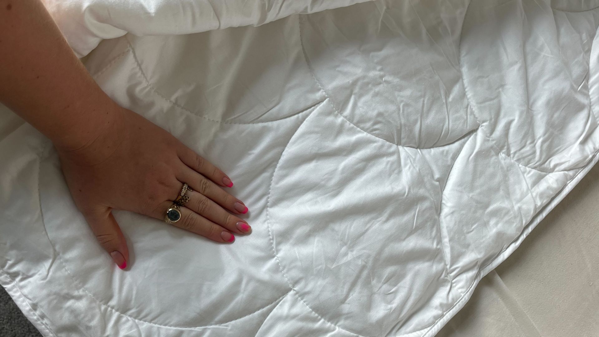 The Larke Nature's Blend Duvet being tested in Emily's room
