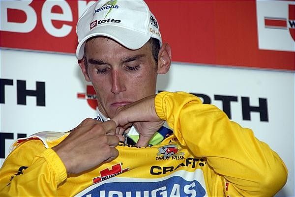 Yellow time: Roman Kreuziger (Liquigas) takes the final overall leader's jersey.