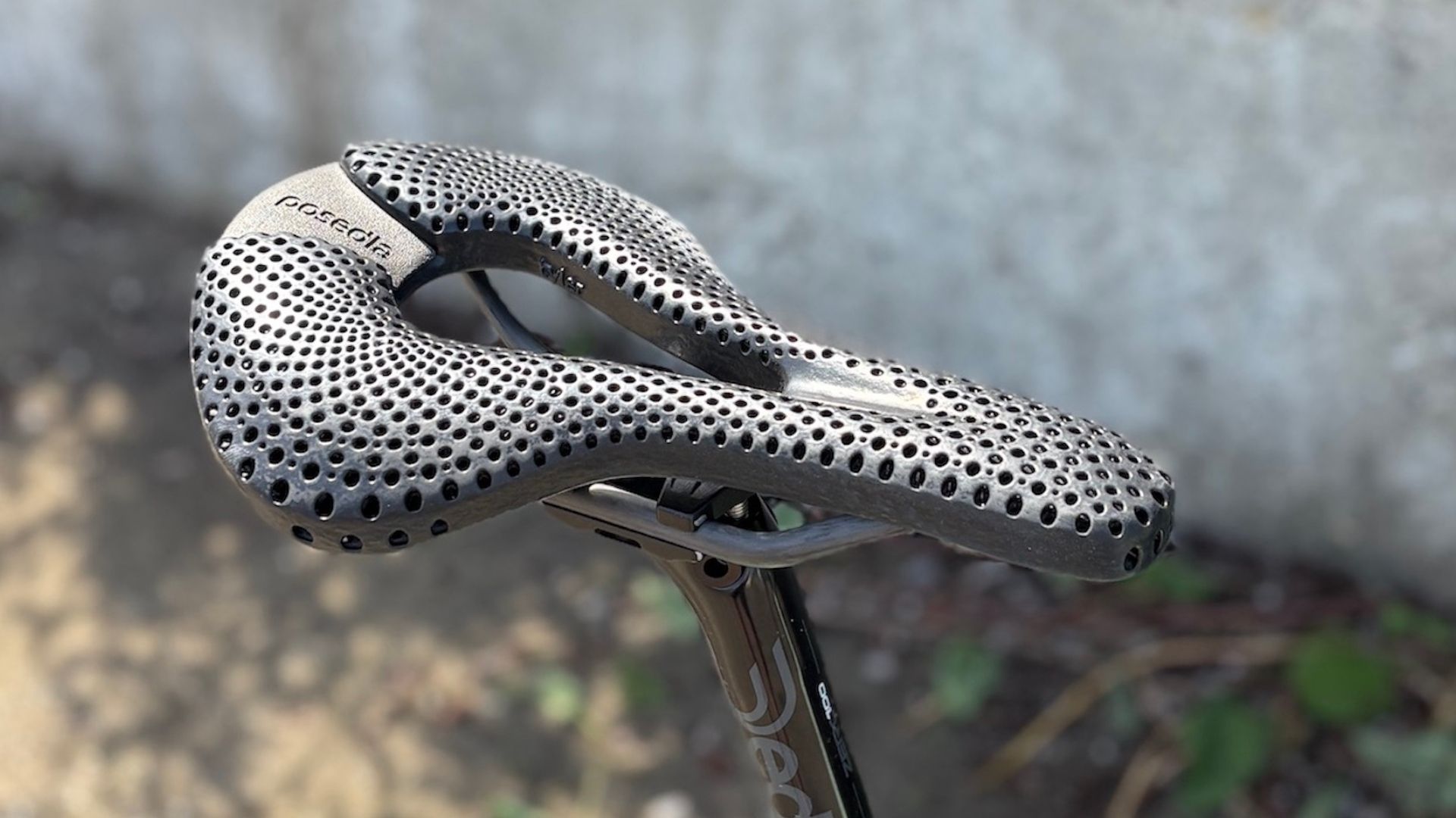 パーツ GIOO 3D PRINT SADDLE パーツ GIOO 3D PRINT SADDLE World's First Custom 3D-Printed Saddle