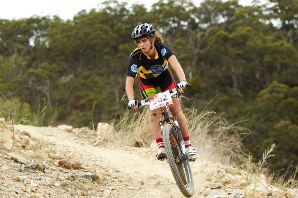 Jess Wigan rides to a strong 2nd in the Womens U19 XC