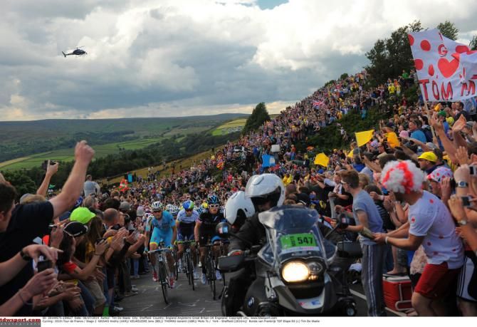 The huge crowds of stage 2