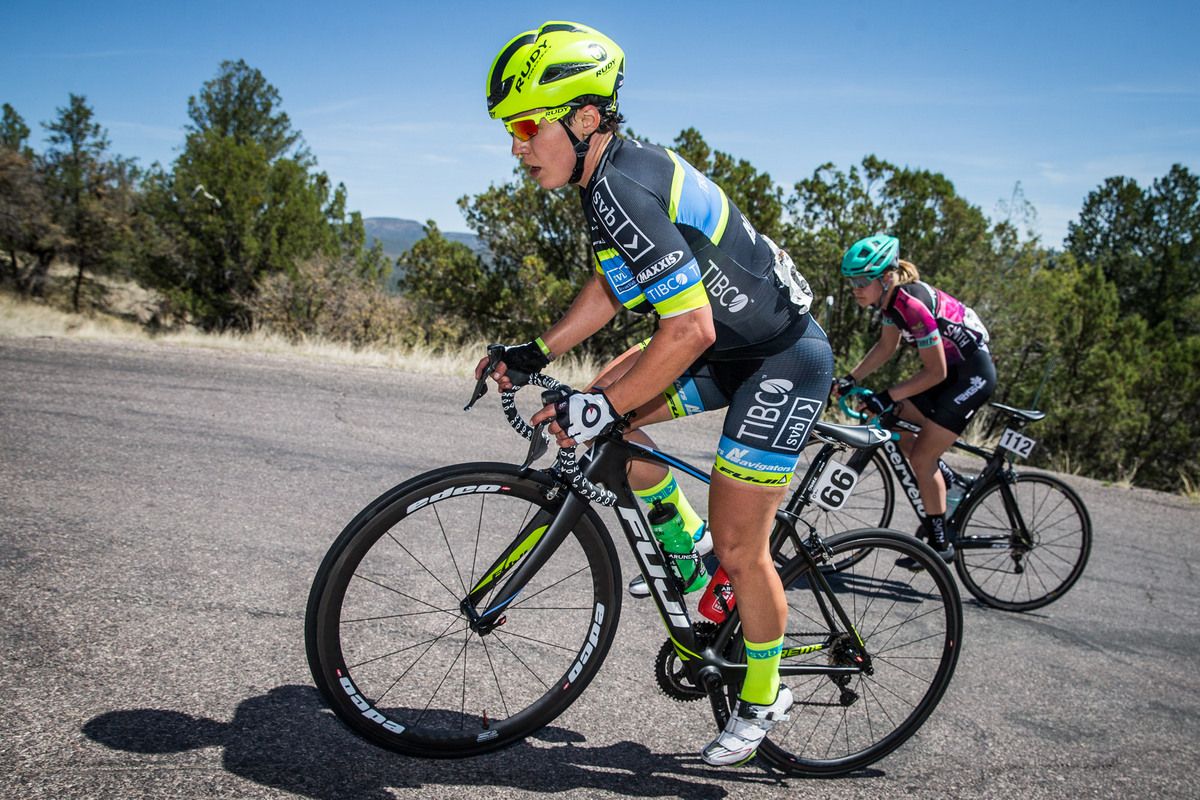 Brianne Walle (TIBCO) fights her way up the climb