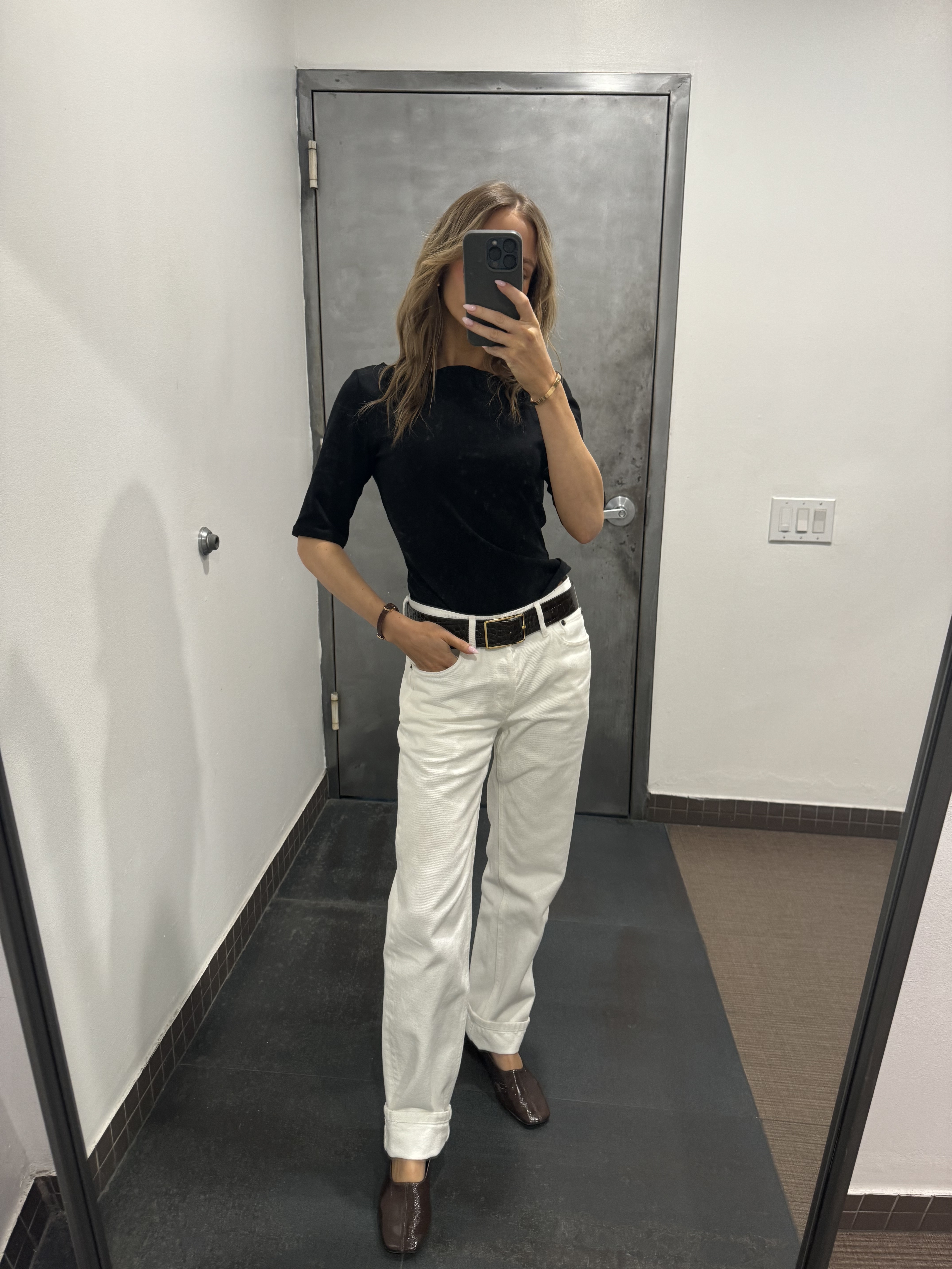 Nikki Chwatt wearing the Reformation Inez Pumps.