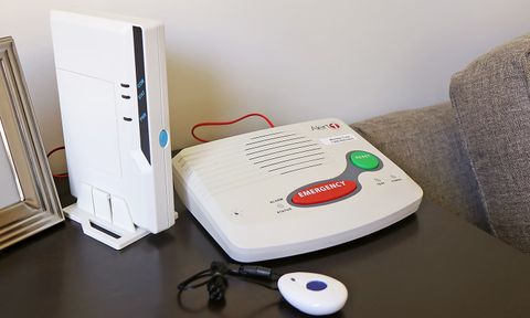 Alert1 review of medical alert systems