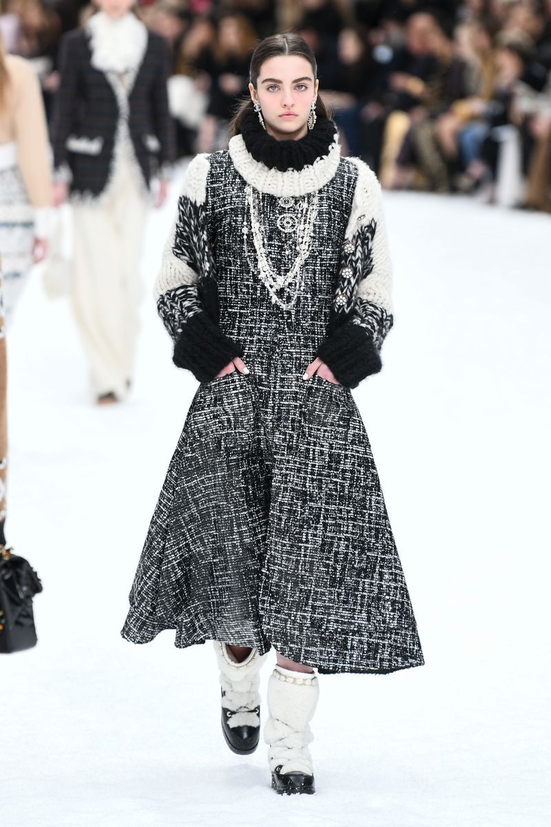 Chanel : Runway - Paris Fashion Week Womenswear Fall/Winter 2019/2020