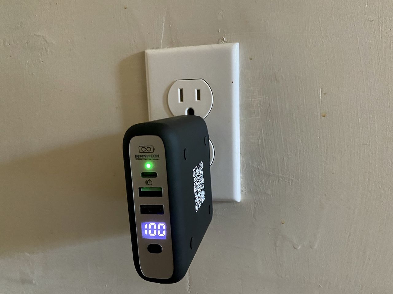 Infinacore Pandora Portable Power Plugged In