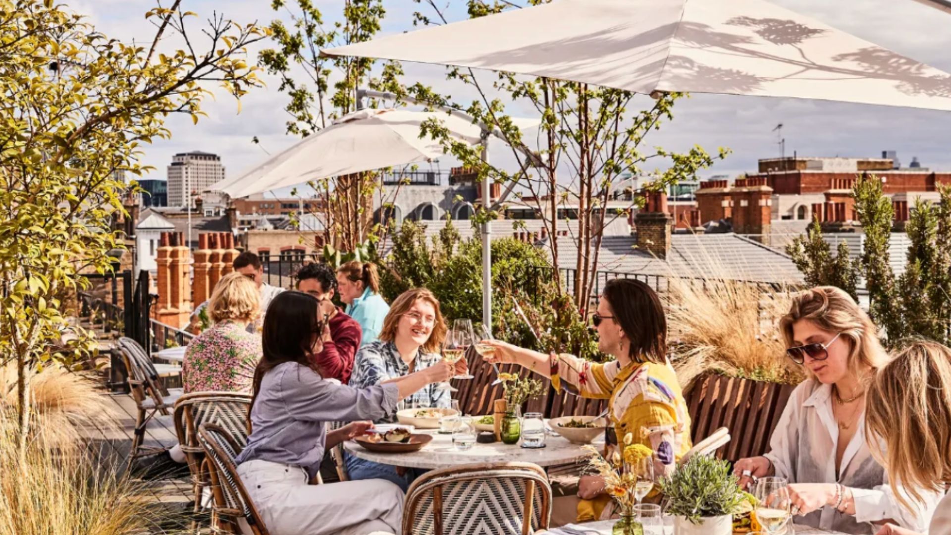 an image of the rooftop restaurant Rucola at The Conduit on a sunny day 