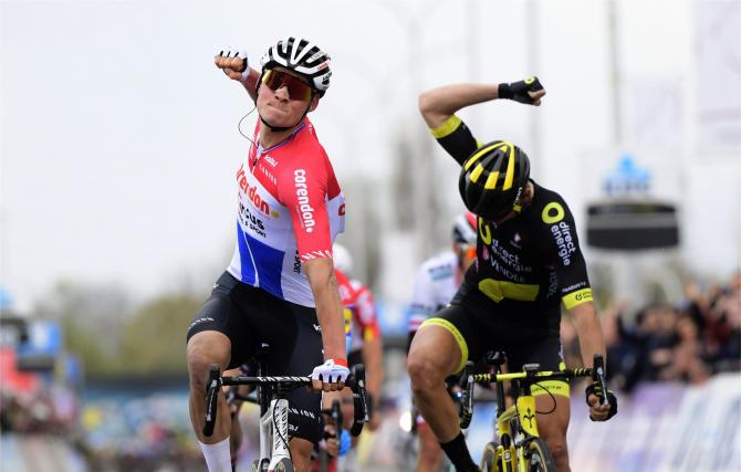 Mathieu van der Poel denies Anthony Turgis, takes his first WorldTour win at Dwars door Vlaanderen