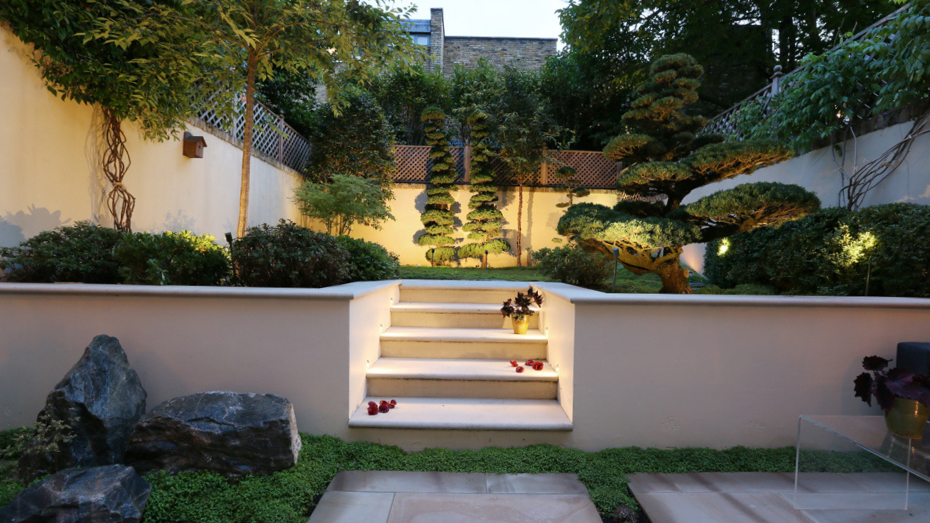 John Cullen Lighting in Japanese-style garden