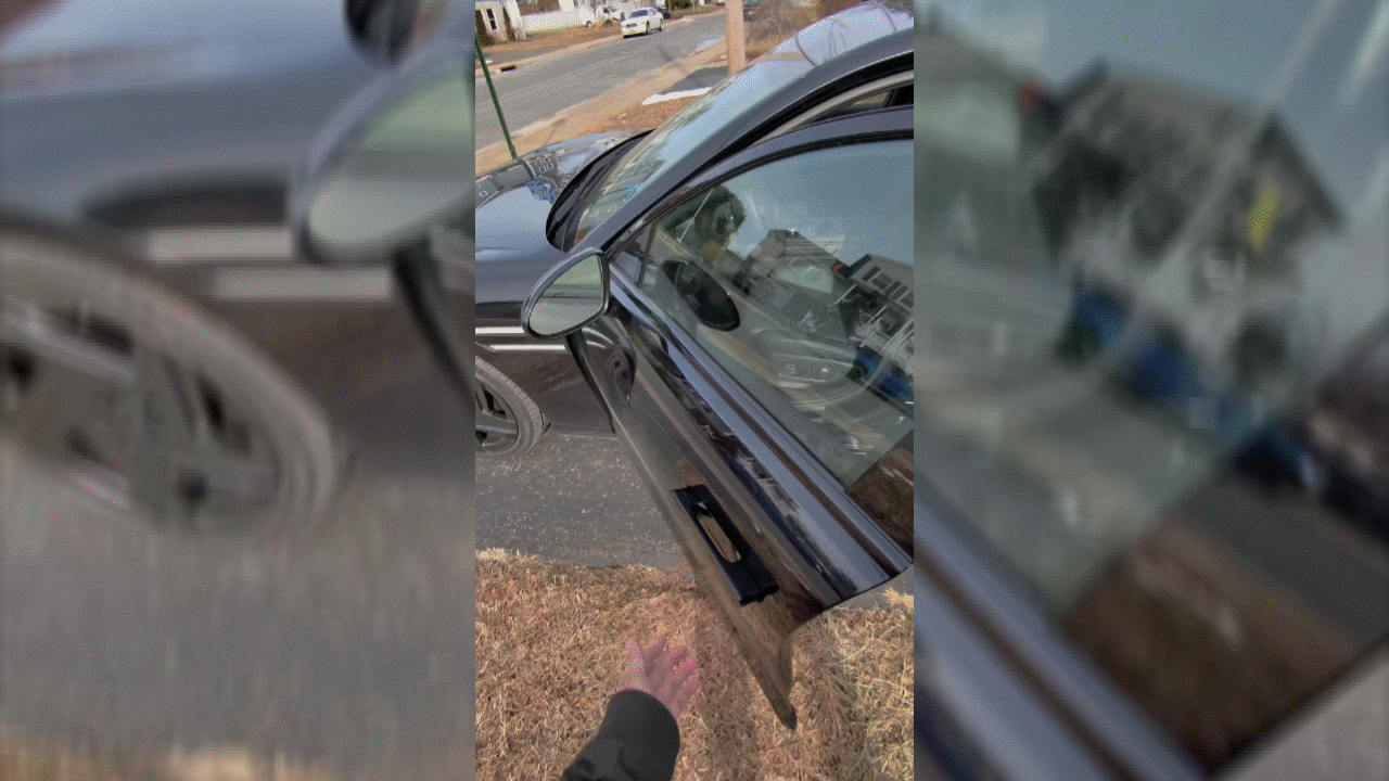 2026 Genesis G90 Easy close system doors.